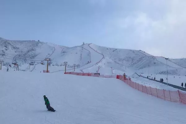 2021阿勒泰将军山滑雪场免费滑雪活动时间-内容